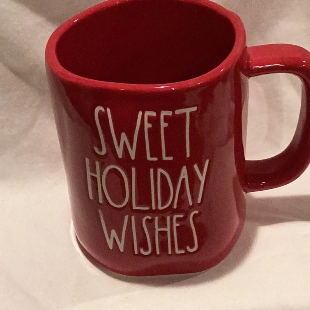 EUC - Rae Dunn Sweet Holiday Wishes mug